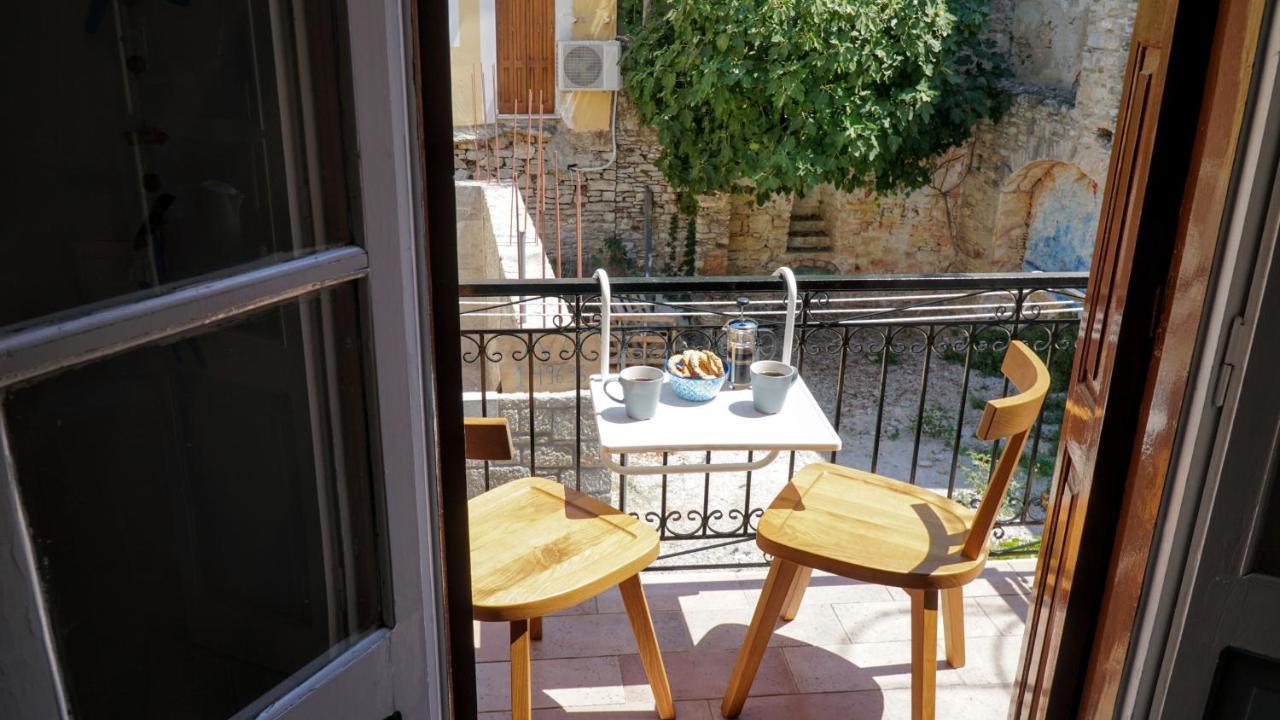 Cozy Apartments In Symi Center Exteriör bild
